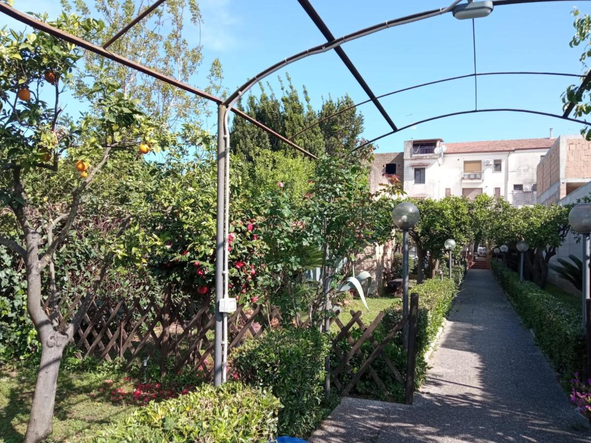 Residenza Caserta Sud - Appartamento Con Giardino מראה חיצוני תמונה